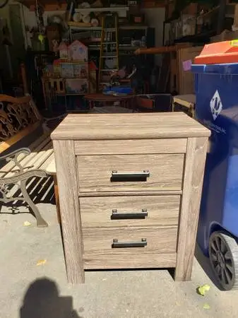 Gray Side/File Cabinet