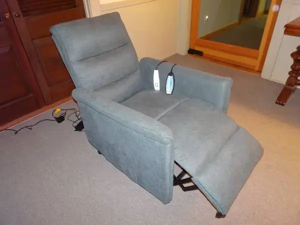 Power Reclining Chair with massage and heat