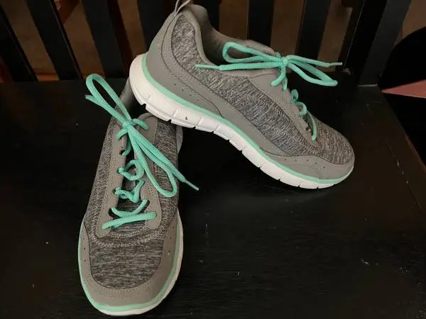 Sketchers S Sport 7M tennis shoes NEW