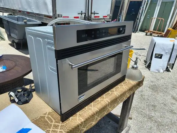 SS GE Monogram Built In Oven With Advantium Model # ZSC2001FSS02 Used