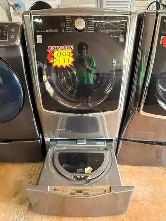 Used LG Gray Dual Washer