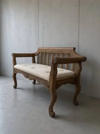 Entry bench