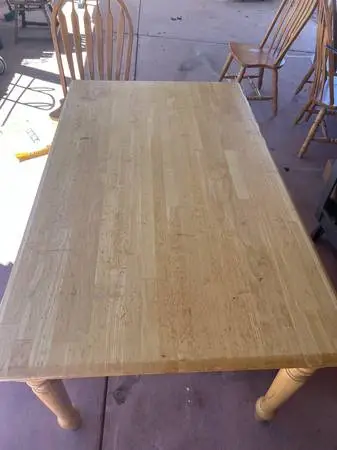 Table 4 chairs