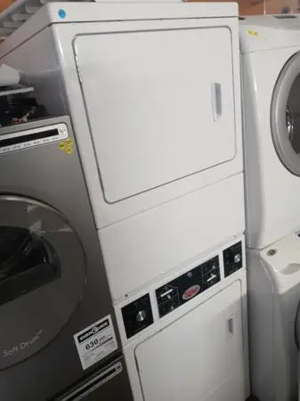 🌲Unimac unitized dryer tower (needs two 220v outlets)