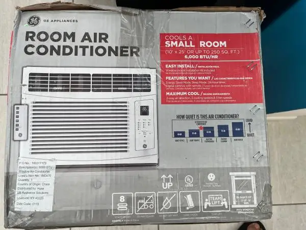 GE Small Room Air Conditioner 6,000 BTU