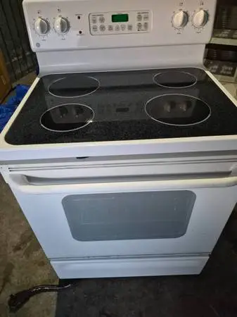G/E glass top stove/Free Delivery