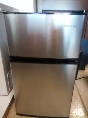Vissani mini refridgerator/freezer 3.1 cu foot