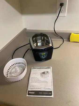 Ultrasonic Jewelry Cleaner model HU781B