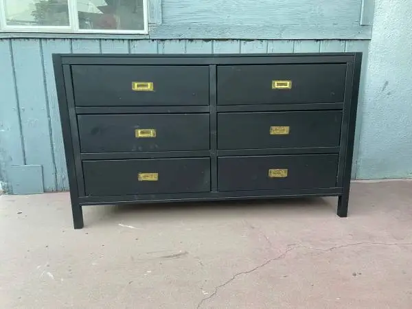 Solid wood long dresser in very good condition