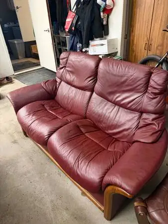 Ekornes Stressless Reno Reclining Loveseat