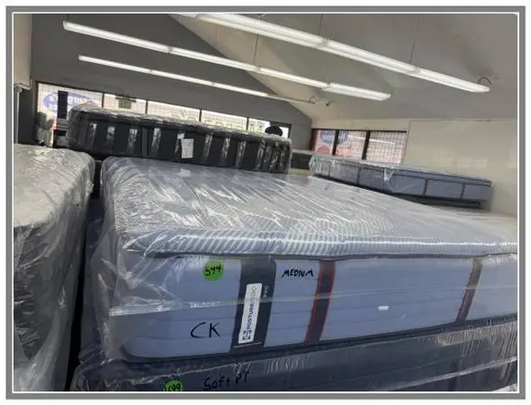CALIFORNIA KING SIZE SEALY POSTUREPEDIC PRO MATTRESS & BOXES BED