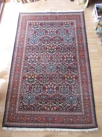 Turkish Hereke oriental rug