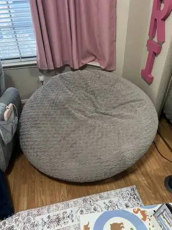 JUMBO PILLOW LOUNGER