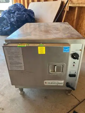 Cleveland countertop steamer unit