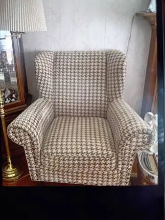 !!! ACCENT CHAIR !!!