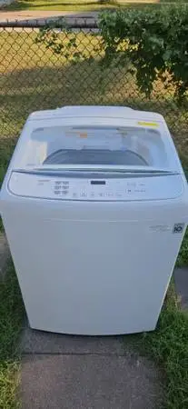 LG Direct-Drive H E Smart Washer ......