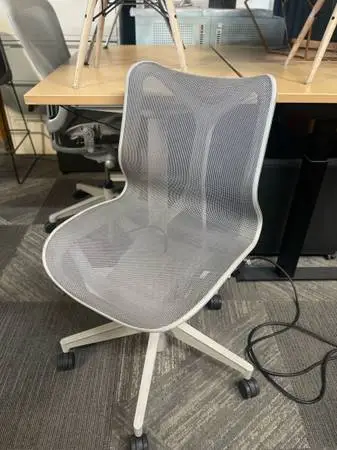 🪑✨ Herman Miller Cosm Chair – Gray & White ✨