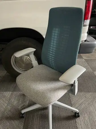 🪑✨ Haworth Fern Ergonomic Office Chair – Light Blue & Gray ✨