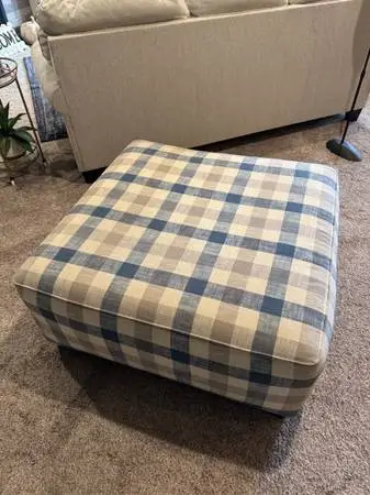 Ottoman / coffee table