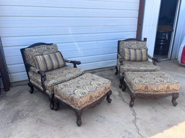 Luxury Chairs
