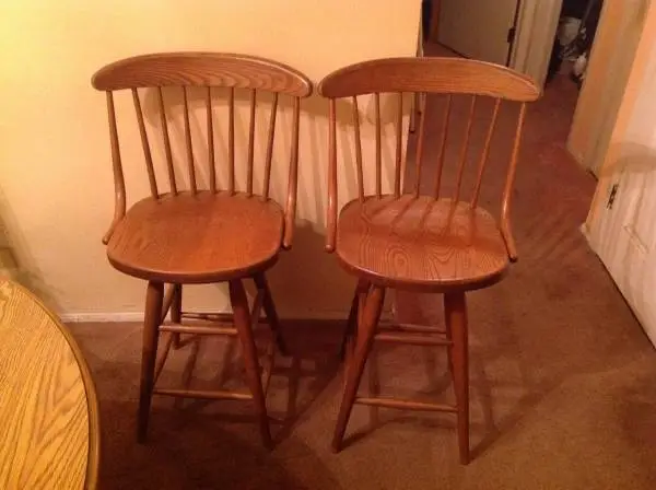 2 Vintage 1988 solid Oak wood swivel Bar stools /high back chairs USA