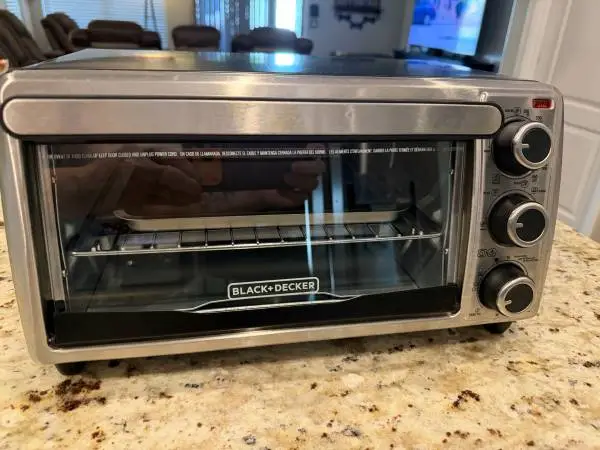 Black and Decker toaster oven