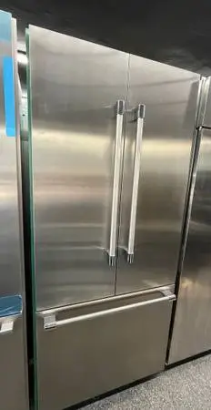 THERMADOR PROFESSIONAL BUILT-IN REFRIGERATOR