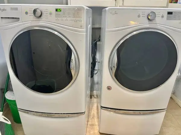 Whirlpool Direct Drive Front load Washer and Dryer Set