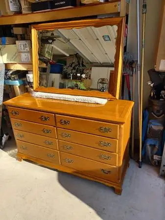 Antique 8 Drawer Maple Dresser / Buffet With Mirror - Excellent Shape