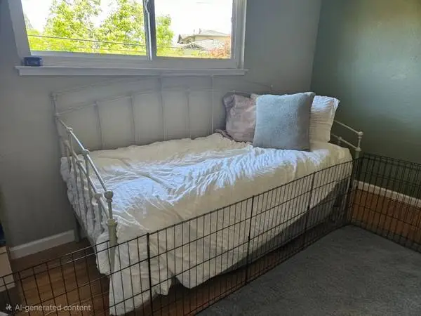 Day Bed quick moving sale