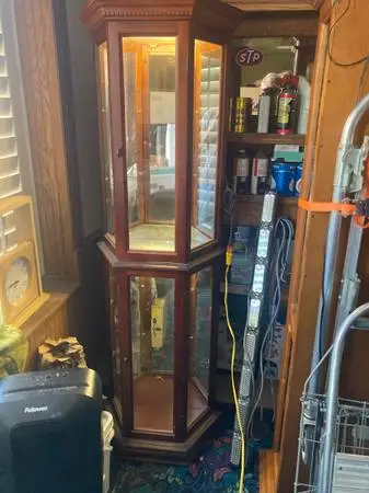 Lighted Display curio Cabinet Display Case very Nice