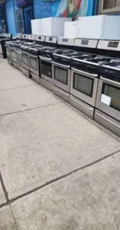 FRIGIDAIRE  Gas Stove  30