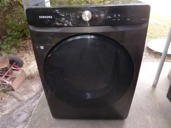 NICE BIG SAMSUNG DRYER (WORKS GREAT)!
