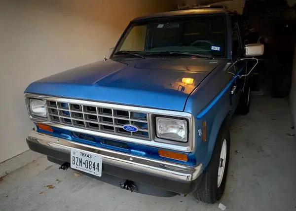 1987 Ford Bronco II XL 4SP OD, PS, PB A/C 4x4 Fully Restored, Turnkey!