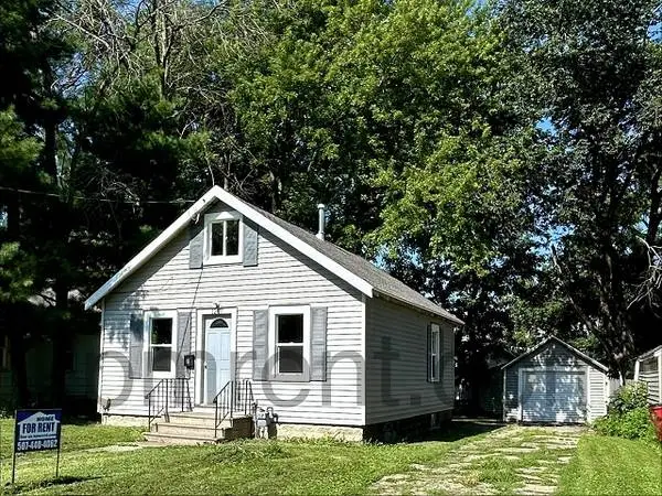 2 Bedroom House Near QPP