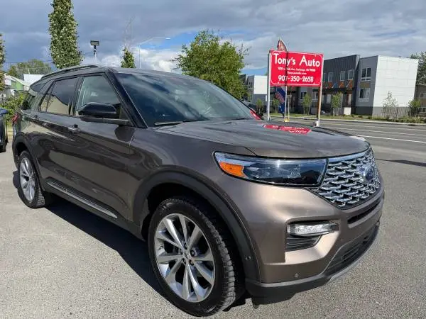 2021 FORD EXPLORER PLATINUM  AWD 24K MILES ONLY