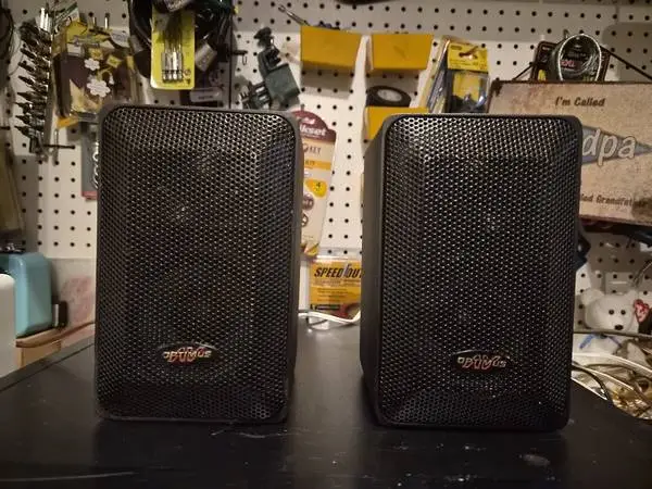 Speakers that replaced Minimus 7