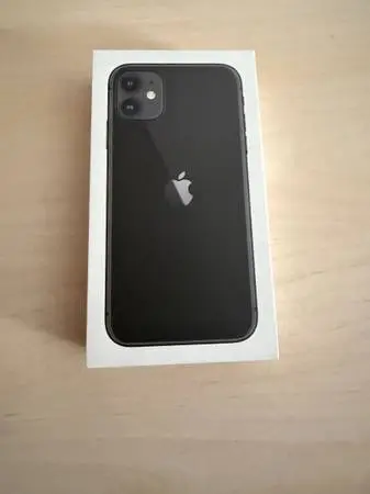 iPhone 11 64GB like New with Box Unlocked to any carrier
