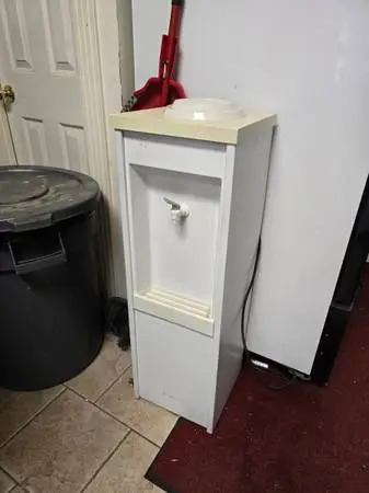 Water Bottle Cooler