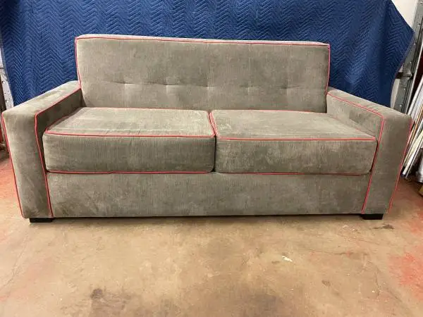 Sofa Sleeper / Pullout Couch