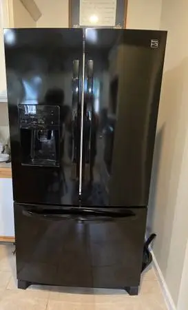 French door refrigerator/ freezer