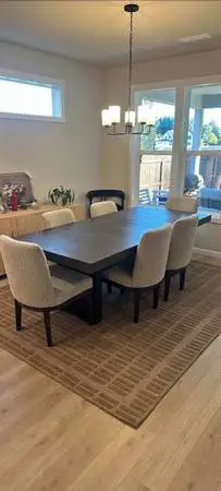 Dark wood Dinning Table with 6 upholstered chairs