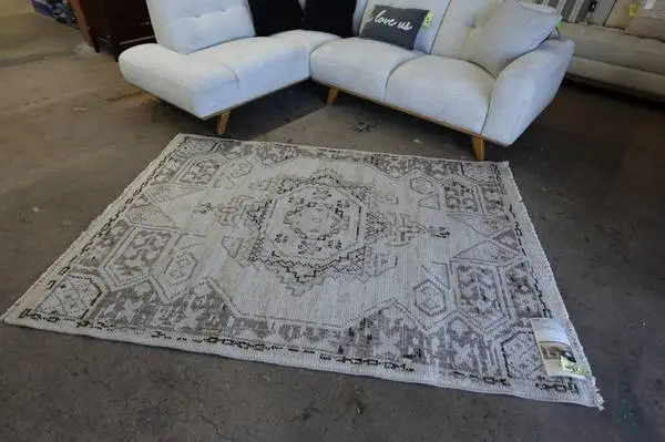 5′ x 7′ Threshold Knolls Hand-Knotted Persian Area Rug – Gray/Ivory/Bl
