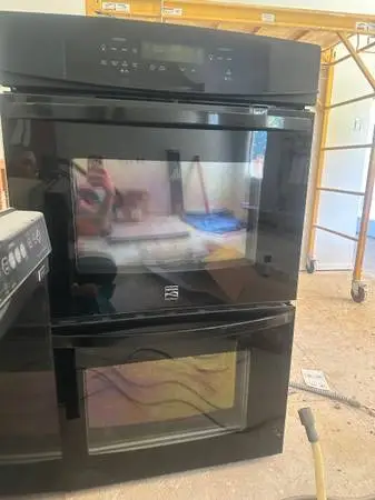 Black kitchen appliances- oven, dishwasher, microwave nice!