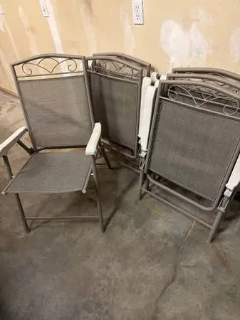 Outdoor patio / deck furniture