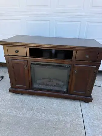Electric fireplace