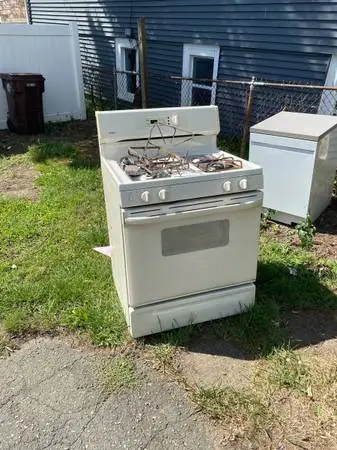 Stove and dishwasher