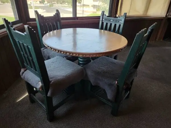 Southwest Style Table and 4 Chairs