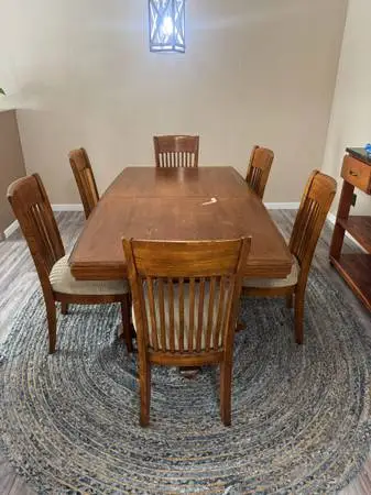 Dining Room Table with 6 Chairs
