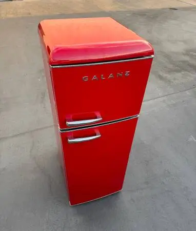 Red retro 7.6 cu Mini refrigerator with freezer (free local delivery)